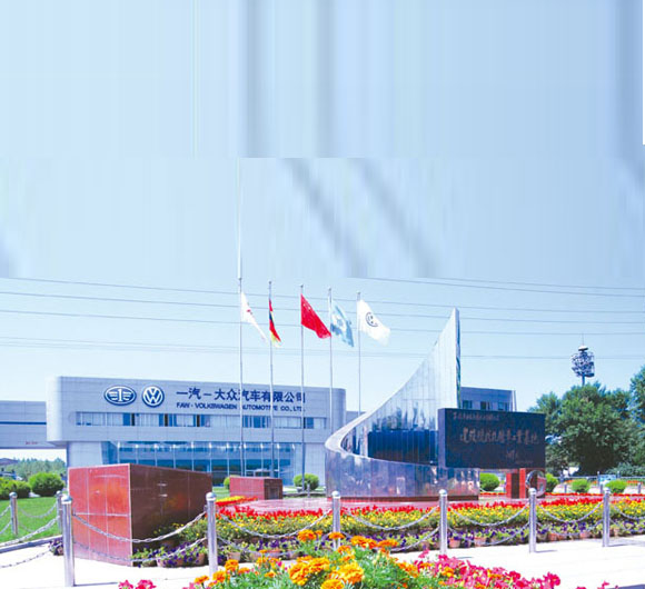 ����܇(ch��)���޹�˾�c�Q(m��o)¡�C(j��)е�S(ch��ng)��������